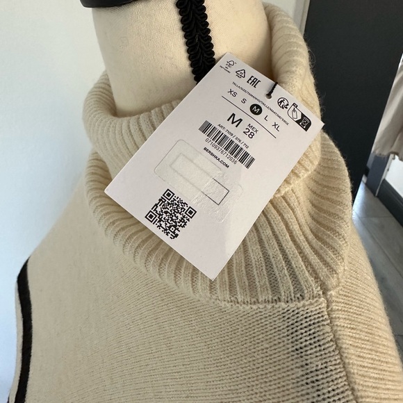 NWT Bershka Roll Neck Sweater in Ecru & Black Stripe Sweater - Picture 10 of 10